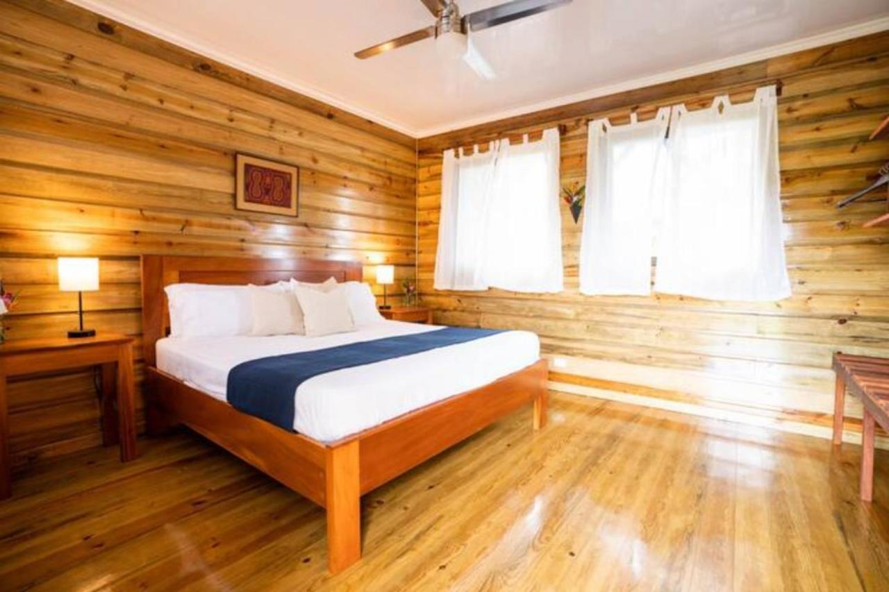 Bed and Breakfast Casa Marlin à Bocas del Toro Extérieur photo